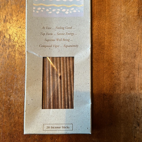 Moodstar Peaceful Incense 3 Aromatherapy Dance with Clouds/Pacific/Hearthwood - Picture 3 of 11